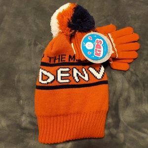 NWT BRONCOS Kids Hat & Gloves Set